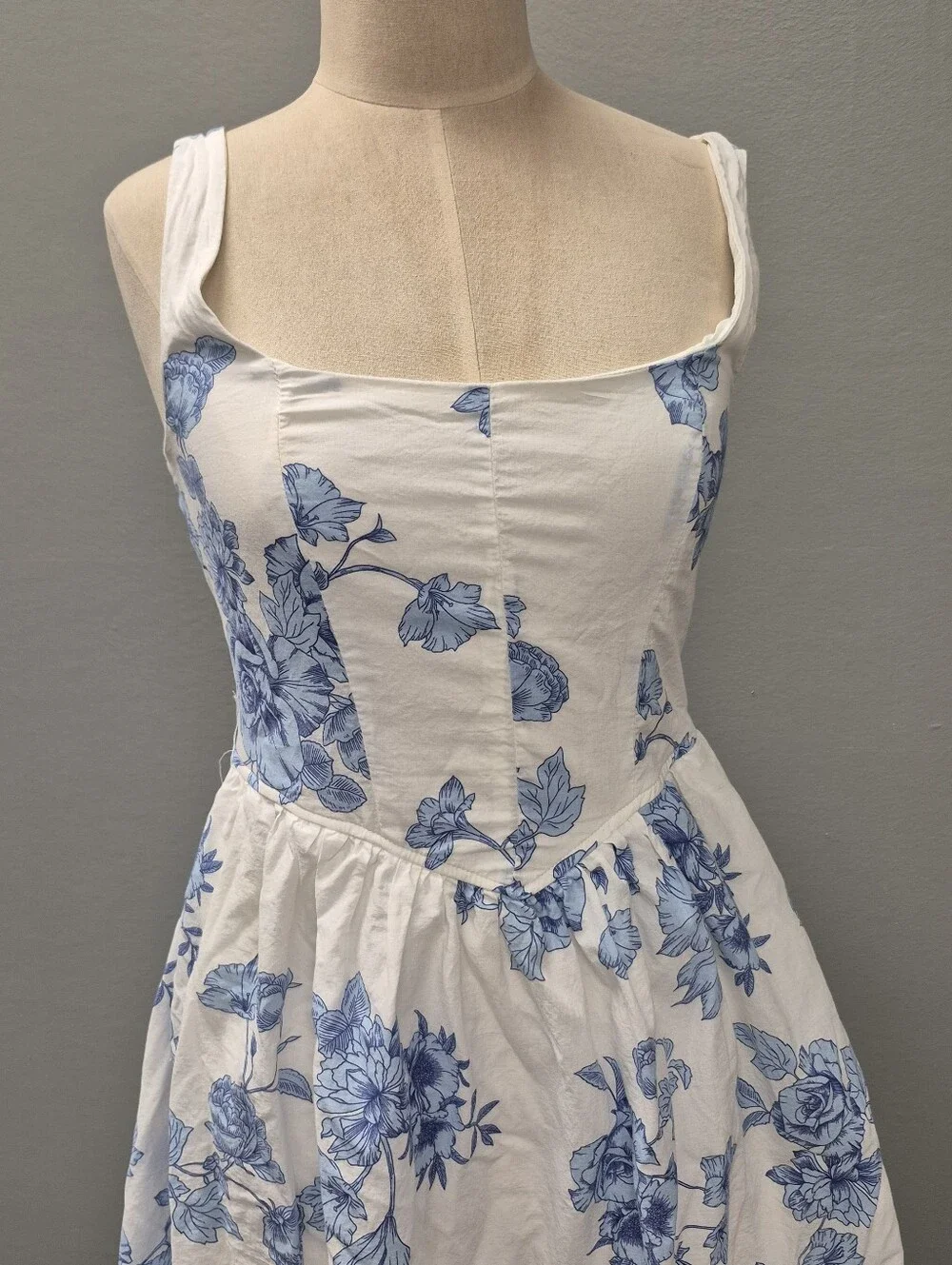 Trixxi Los Angeles Blue Floral Toile Cotton Midi Dress Medium - Picture 2 of 10